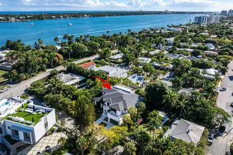 258 33rd Court West Palm Beach FL 33407