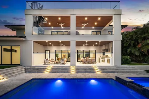 258 33rd Court West Palm Beach FL 33407