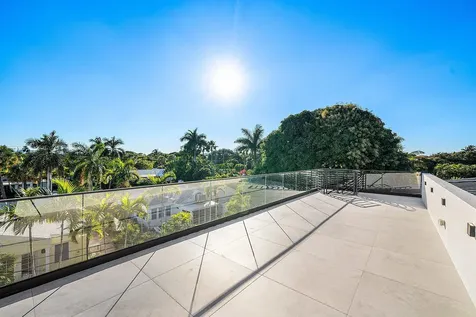 258 33rd Court West Palm Beach FL 33407