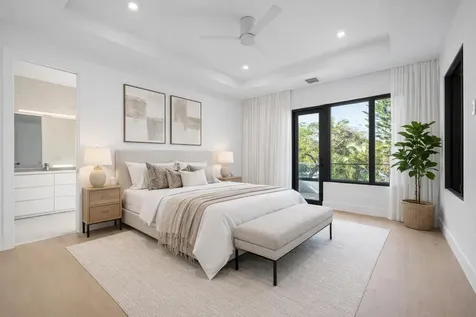 258 33rd Court West Palm Beach FL 33407
