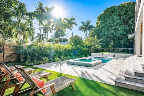 258 33rd Court West Palm Beach FL 33407