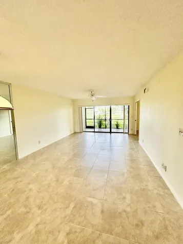 2900 Sw 22nd Circle Delray Beach FL 33445