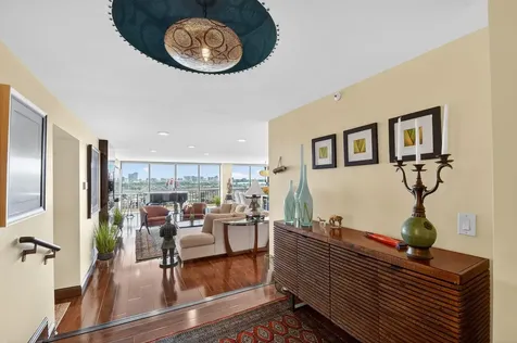 1900 Consulate Place West Palm Beach FL 33401