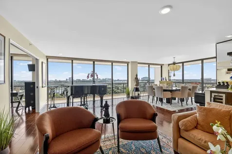 1900 Consulate Place West Palm Beach FL 33401