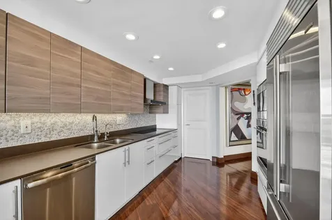 1900 Consulate Place West Palm Beach FL 33401