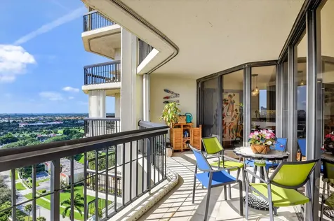 1900 Consulate Place West Palm Beach FL 33401