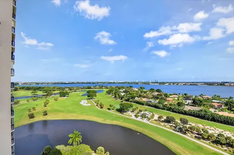 1900 Consulate Place West Palm Beach FL 33401