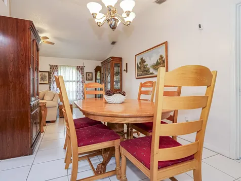 113 Larchmont Terrace Sebastian FL 32958