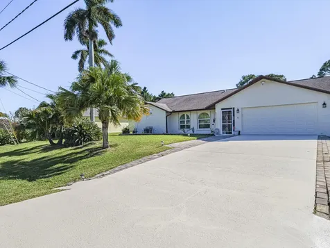 113 Larchmont Terrace Sebastian FL 32958