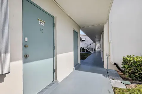 480 Horizons Boynton Beach FL 33435