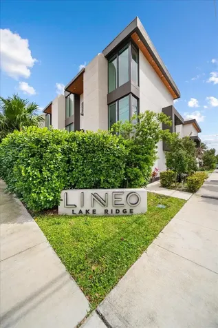 1052 N Victoria Park Road Fort Lauderdale FL 33304