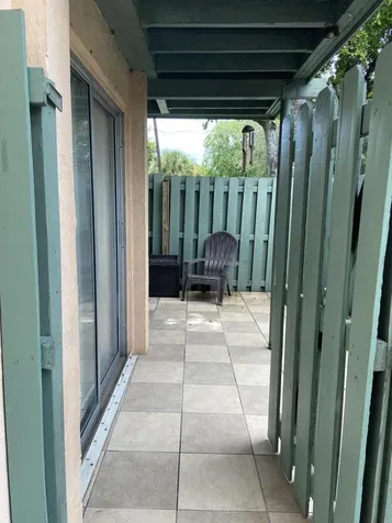 1829 Fairview Villas Drive Palm Springs FL 33406
