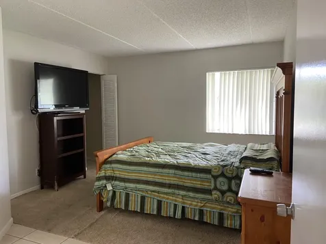 1829 Fairview Villas Drive Palm Springs FL 33406