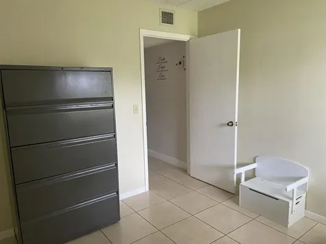1829 Fairview Villas Drive Palm Springs FL 33406
