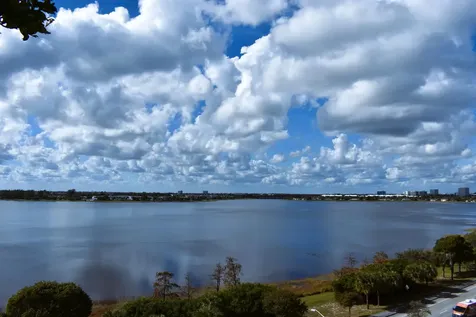 300 S Australian Avenue West Palm Beach FL 33401