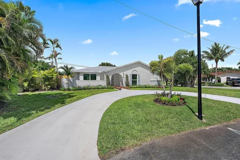 1604 Seabrook Road Tequesta FL 33469