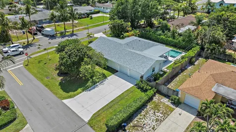 1604 Seabrook Road Tequesta FL 33469
