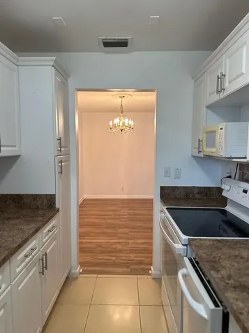 552 High Point Drive Delray Beach FL 33445