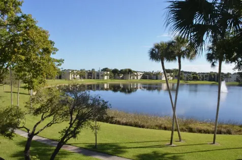 5220 Las Verdes Circle Delray Beach FL 33484
