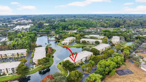 600 Crestwood Court Royal Palm Beach FL 33411