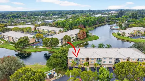 600 Crestwood Court Royal Palm Beach FL 33411