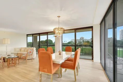 1900 Consulate Place West Palm Beach FL 33401
