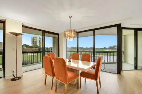 1900 Consulate Place West Palm Beach FL 33401