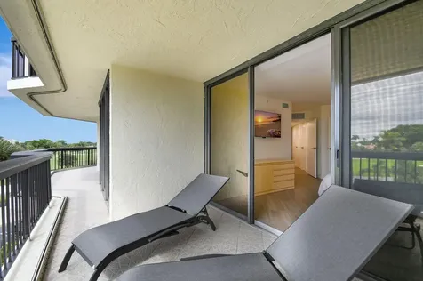 1900 Consulate Place West Palm Beach FL 33401