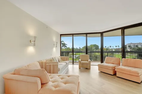 1900 Consulate Place West Palm Beach FL 33401