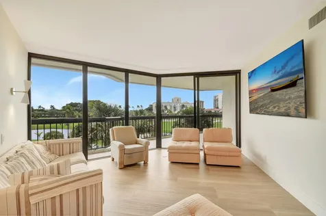 1900 Consulate Place West Palm Beach FL 33401