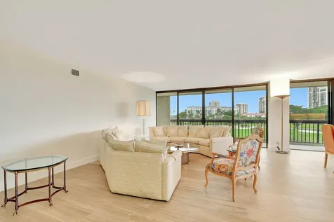 1900 Consulate Place West Palm Beach FL 33401