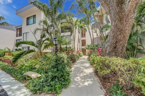 1618 Twelve Oaks Way North Palm Beach FL 33408