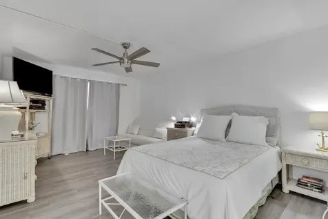 1618 Twelve Oaks Way North Palm Beach FL 33408