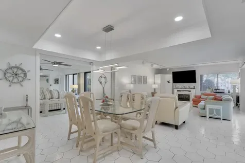 1618 Twelve Oaks Way North Palm Beach FL 33408