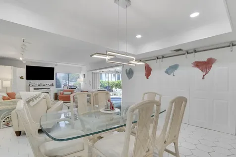 1618 Twelve Oaks Way North Palm Beach FL 33408