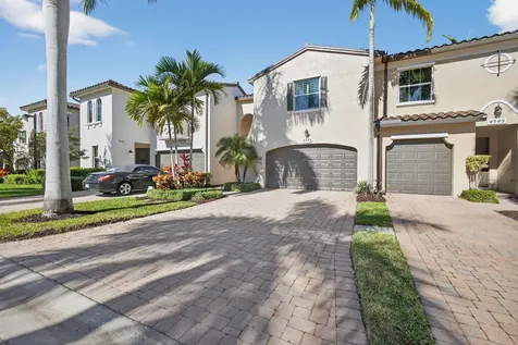 4543 Mediterranean Circle Palm Beach Gardens FL 33418
