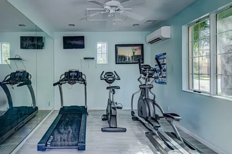 4543 Mediterranean Circle Palm Beach Gardens FL 33418