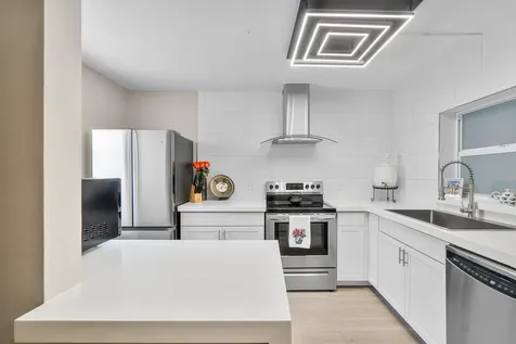 2805 SW 22nd Avenue Delray Beach FL 33445