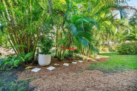 2805 SW 22nd Avenue Delray Beach FL 33445