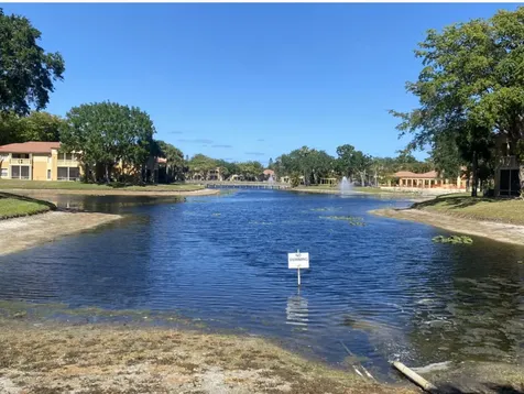 4863 Via Palm Lakes West Palm Beach FL 33417
