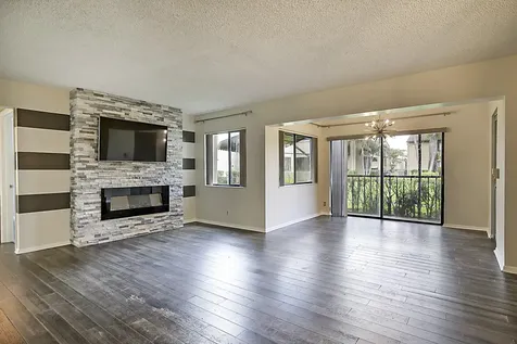 533 Shady Pine Way Greenacres FL 33415