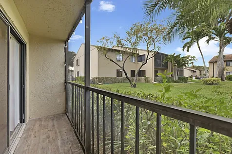 533 Shady Pine Way Greenacres FL 33415