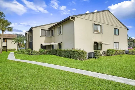 533 Shady Pine Way Greenacres FL 33415
