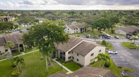 533 Shady Pine Way Greenacres FL 33415