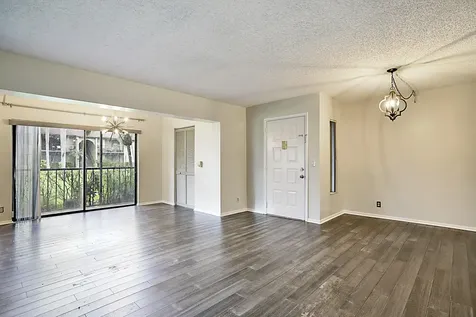 533 Shady Pine Way Greenacres FL 33415