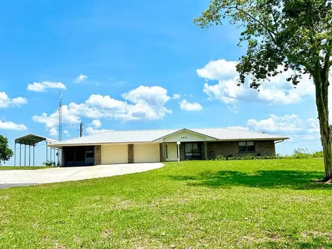 2657 River Road Moore Haven FL 33471