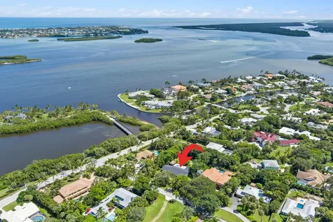 3 Mandalay Road Sewalls Point FL 34996