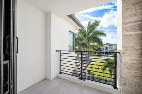 9569 Vescovato Way Boca Raton FL 33496