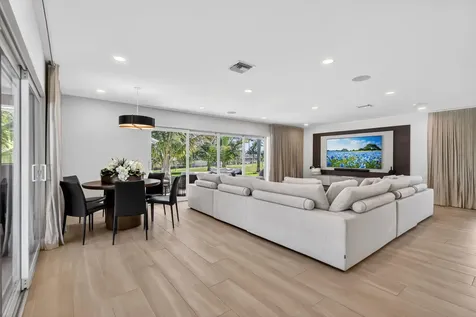 937 SW 34th Court Boynton Beach FL 33435