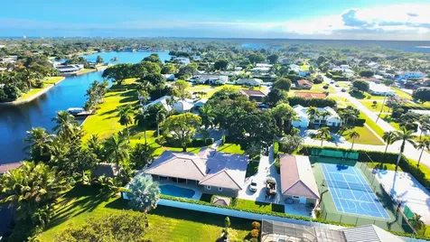 937 SW 34th Court Boynton Beach FL 33435